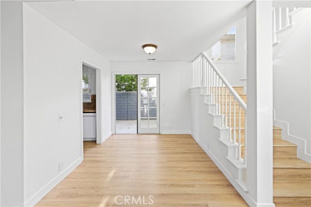 Photo - 1597 Riverside Pl