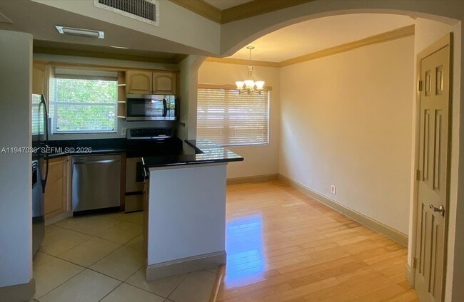 Photo - 744 NE 14th Ave Unit 11