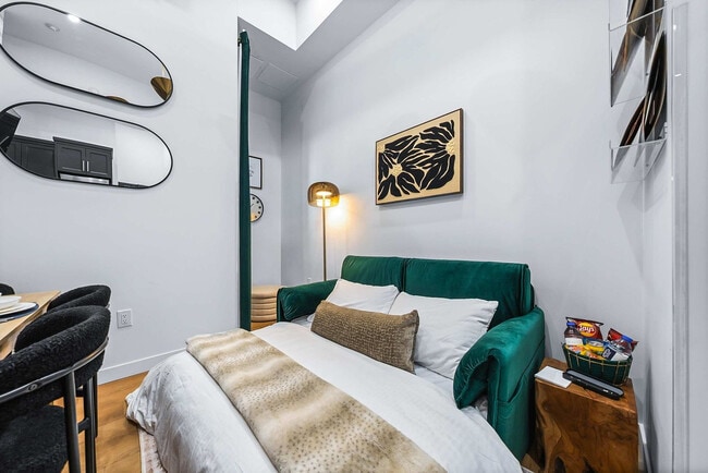 Photo - 168 McCaul St Unit SI ID1389234P