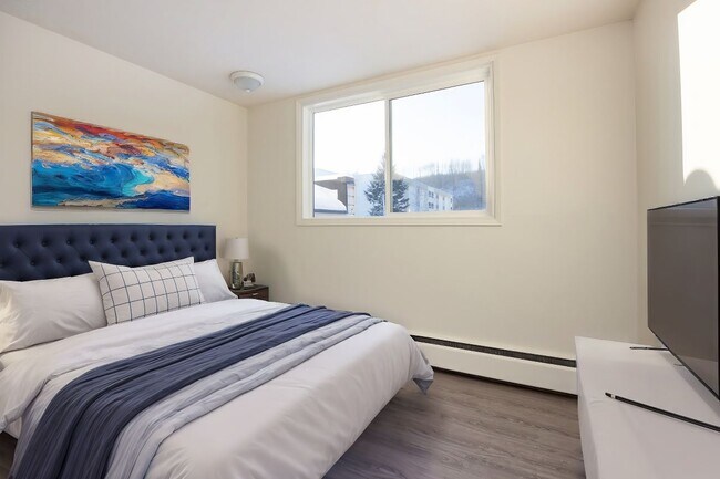 Photo - Birchwood Manor