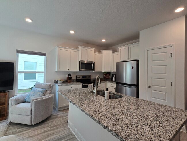 Photo - 52 Phoenix St