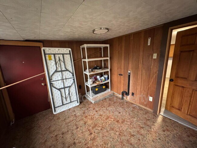 Photo - 430 Market St