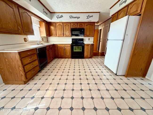 Photo - 2610 Veterans Pkwy