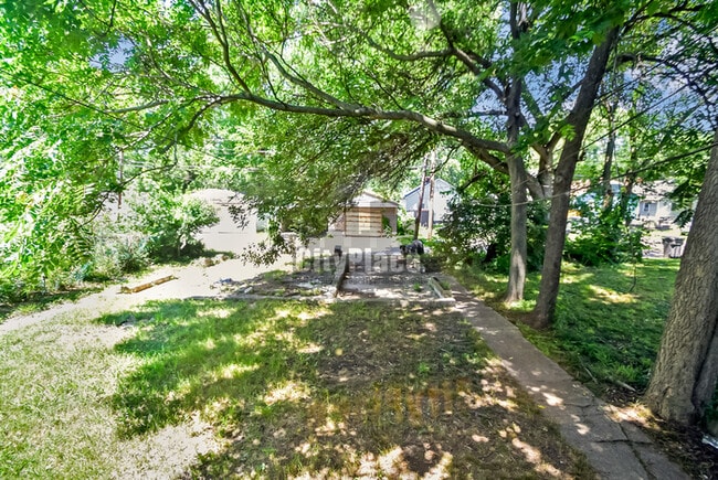 Photo - 1458 W Congress Ave