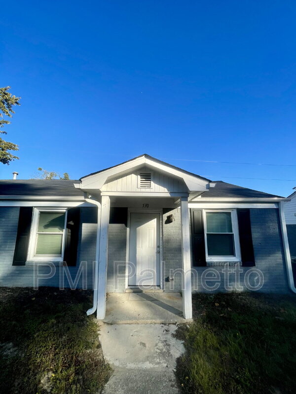 Building Photo - 530 Jasper St