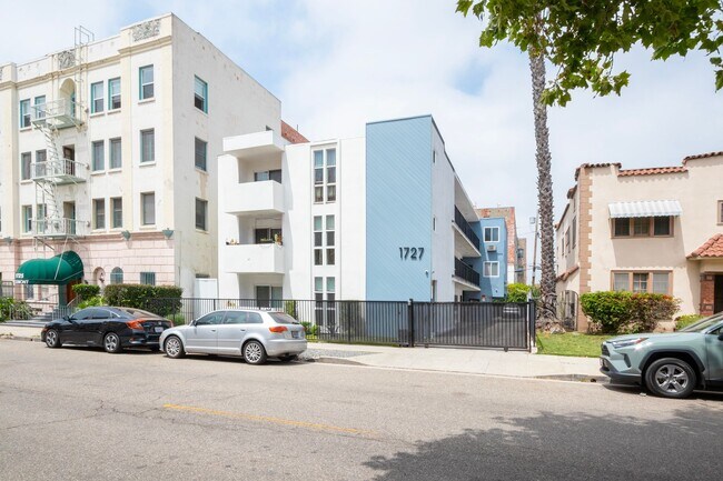 Photo - 1727 N Edgemont St