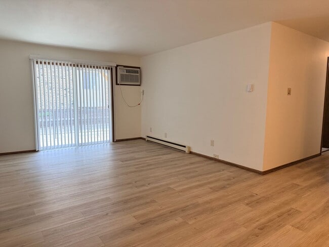 Photo - 716 Mansfield Ct Unidad 716