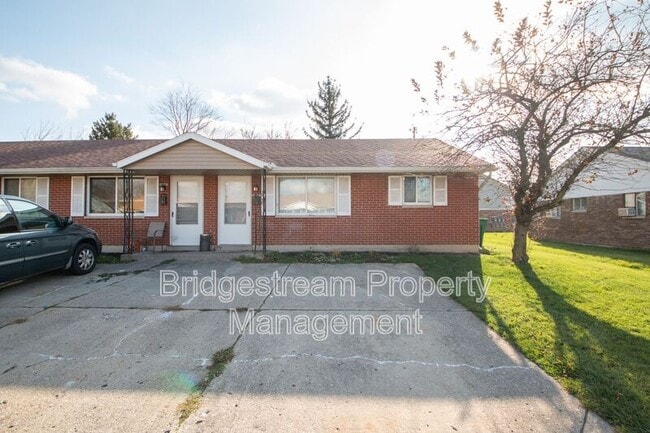 Building Photo - 4948 Leeper St