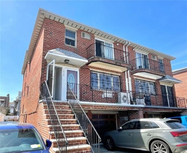 Building Photo - 1830 79th St Rental