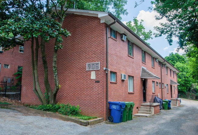 Building Photo - 905 Greenwood Ave NE Unit 2