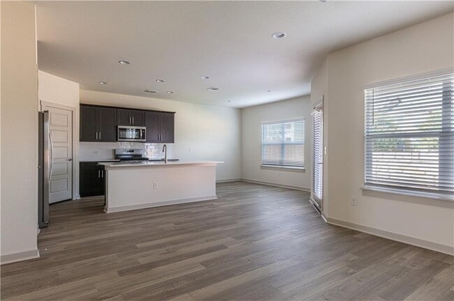 Photo - 1801 Bonham Ln