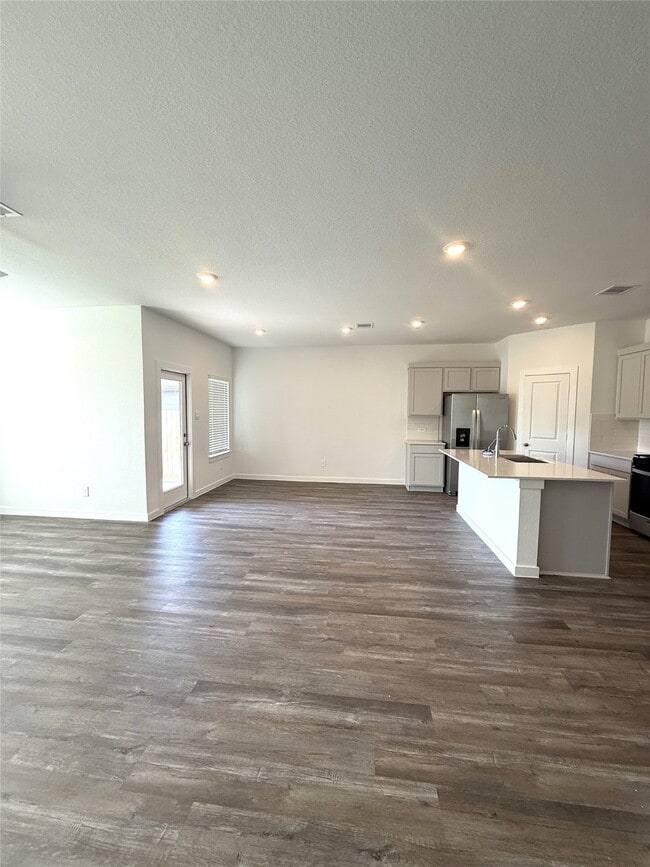 Photo - 4308 Wallace Falls Ln