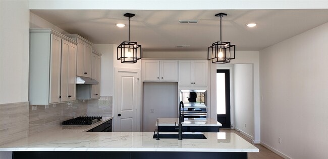 Photo - 10611 Hidden Rock Dr