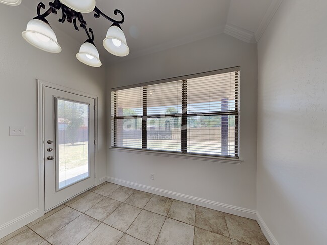 Photo - 337 Stanley Dr