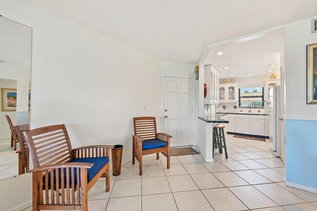Photo - 755 Saturn St Unit D205