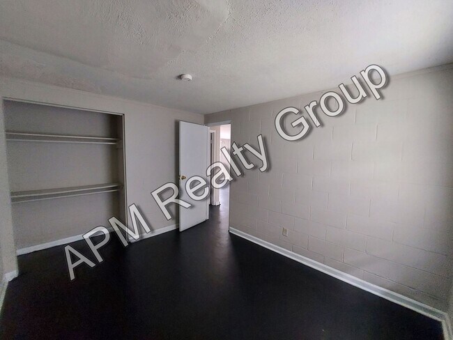 2710-A Howell Ct