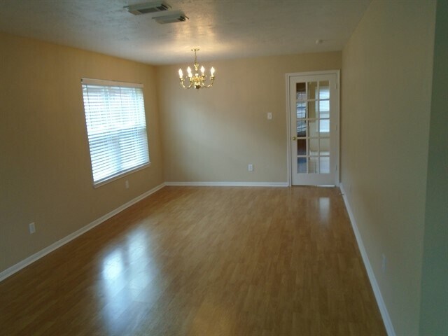 Photo - 26887 Castlecliff Ln