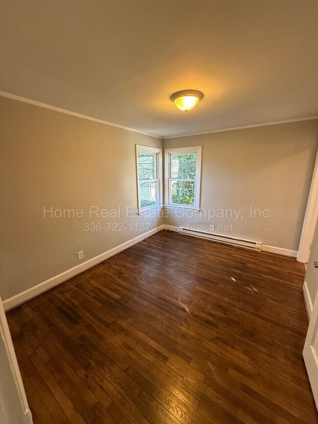 422 Gregory St SW
