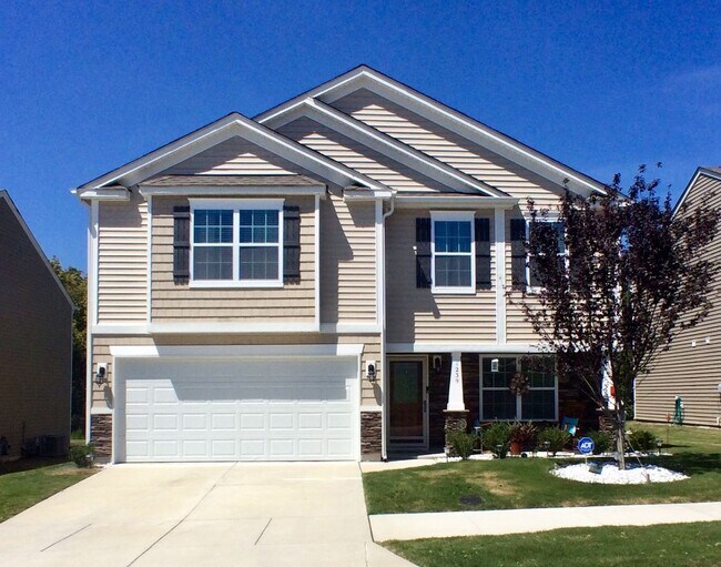 4BR/2.5BA Home Located in Hampden Village - 4BR/2.5BA Home Located in Hampden Village