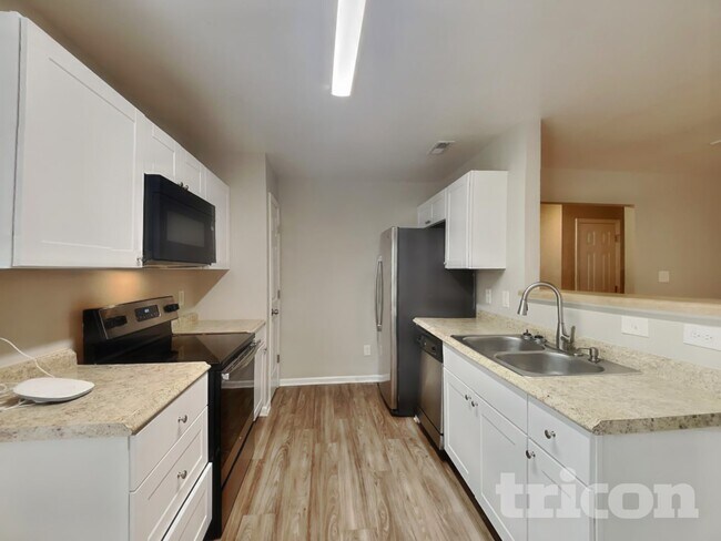 Photo - 128 Randolph Dr