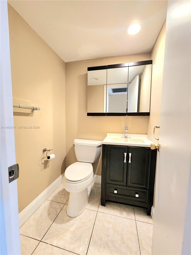 Photo - 1600 S Ocean Dr Unit 1C