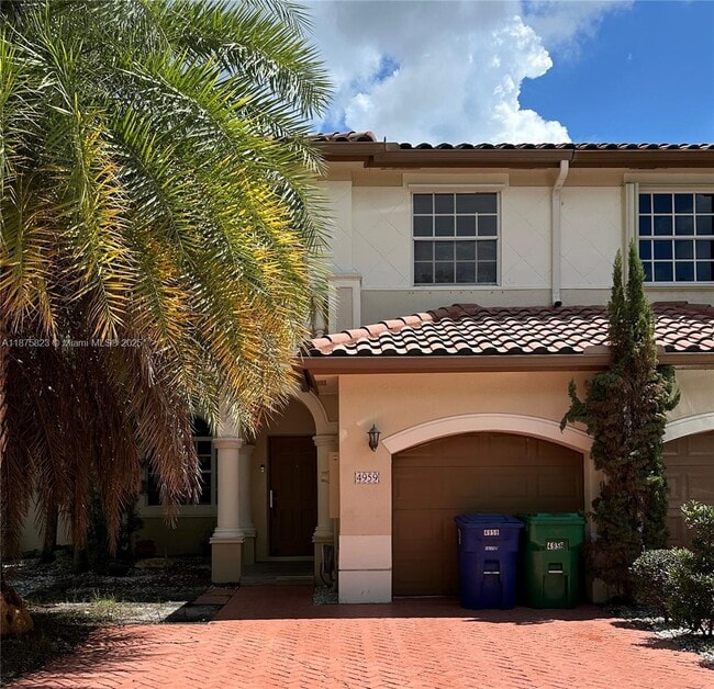 Building Photo - 4959 SW 135th Way Rental