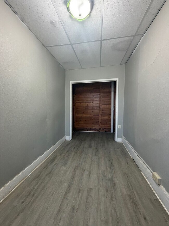 Photo - 907 Forest St Unit 1