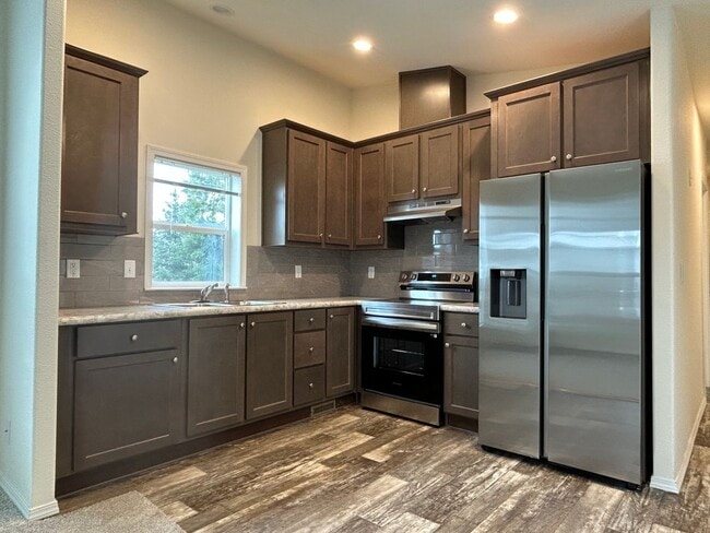 Photo - Powers Creek Unit 19017