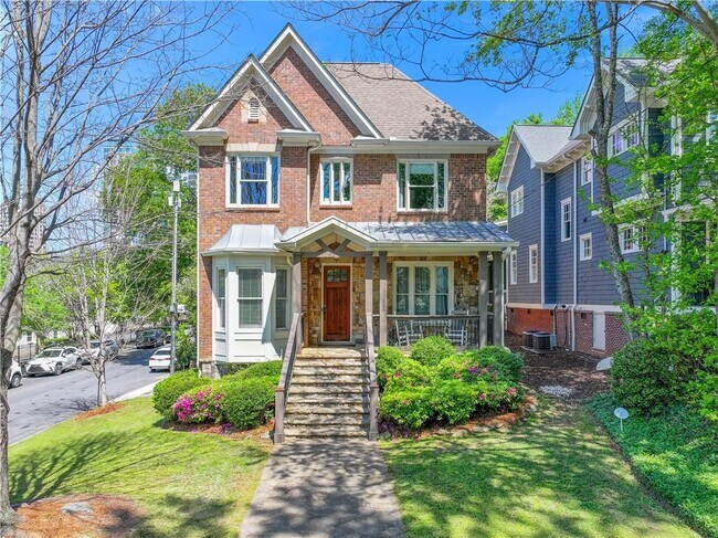 Photo - 306 Peachtree Ave NE House
