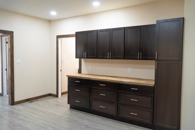 401 S Washington St Unit 3