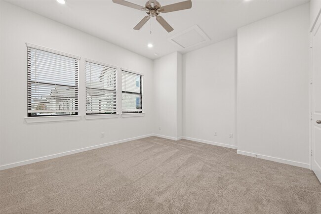 Photo - 3203 Home Ct