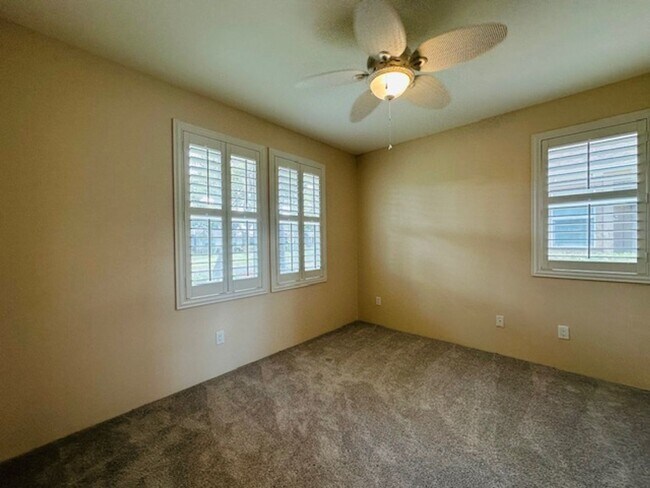 Photo - 3 Bedroom, 2 Bathroom Attached Home (Ka Ma...