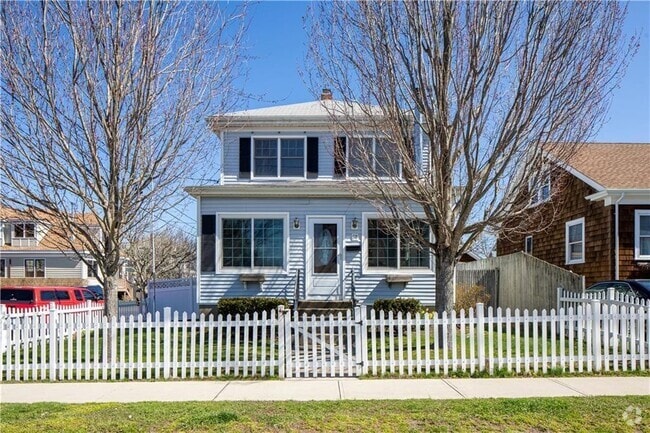 Building Photo - 58 Bedlow Ave Rental