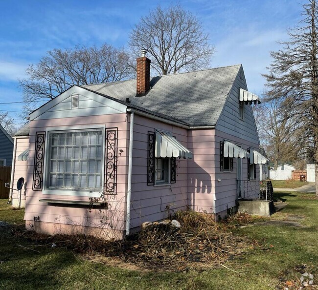 Building Photo - 729 Loves Park Dr Rental