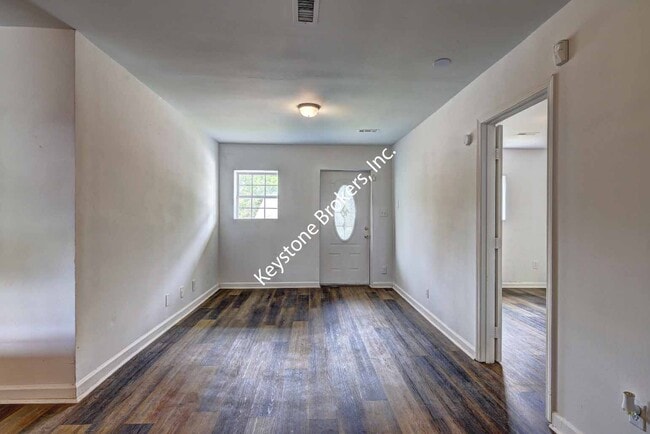 Photo - 480 Antioch Pl