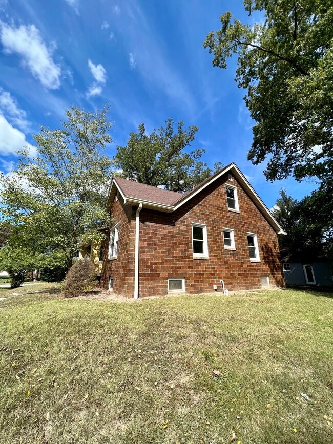 Photo - 343 Villa Dr