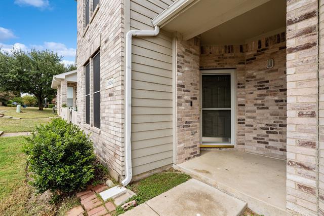 Photo - 3906 Pickett Pl Dr