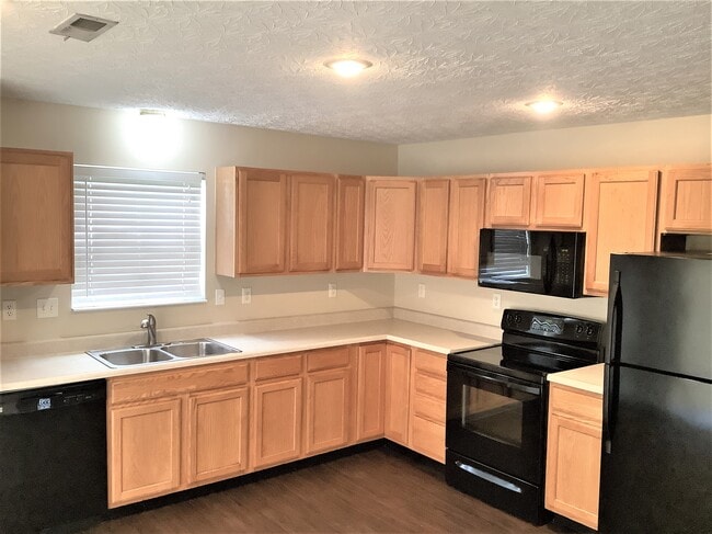 Photo - 930 W Jameson Ct