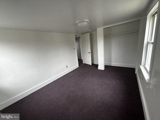 Photo - 4 E Vine St