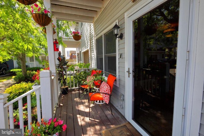 Photo - 10 Caravel Ct