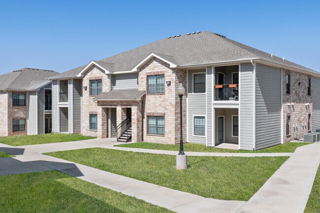 Photo - Stonegate Apartments