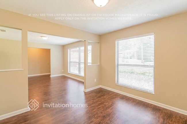 Photo - 8323 Country Creek Blvd