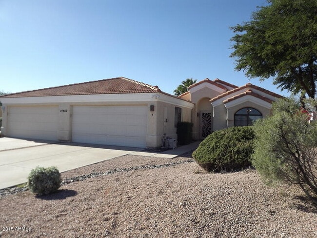 Building Photo - 14462 N Sherwood Dr