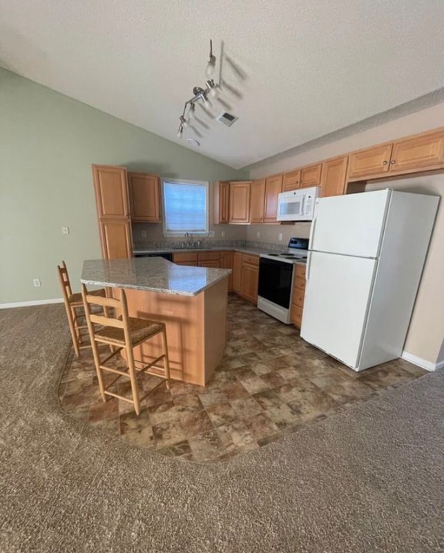 Photo - 28 Sweetland Ct