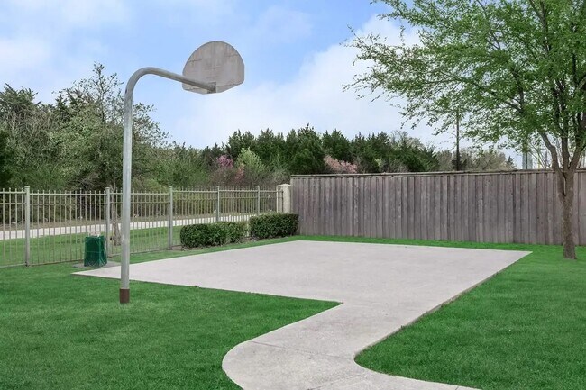 Photo - 4101 Delafield Ln