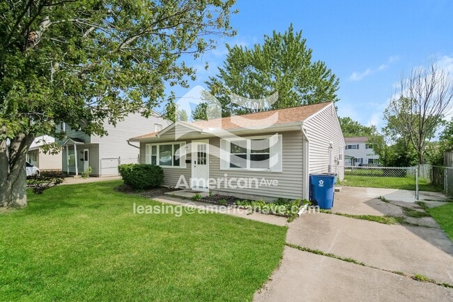 Photo - 2106 Hancock St