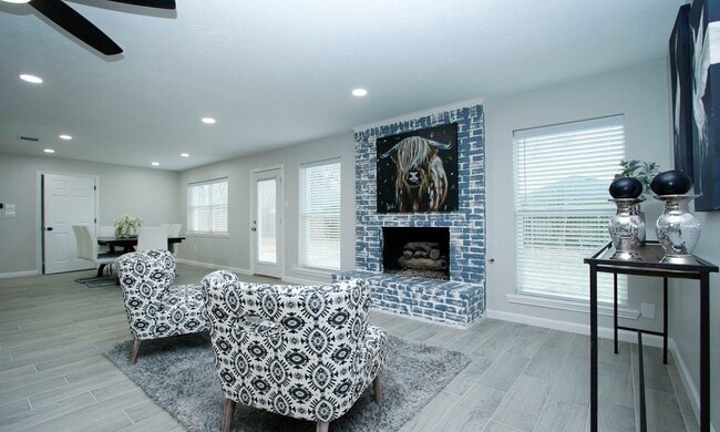 Photo - 25607 Pecan Valley Cir