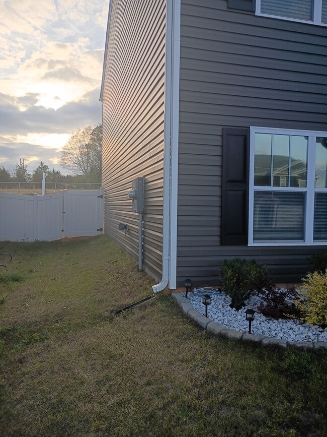 Photo - 751 Wolverine Ln