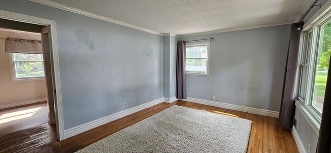 Photo - 2229 Oriole Ave