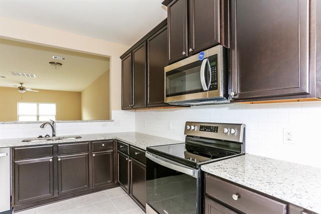 Photo - 1421 Park Trails Blvd